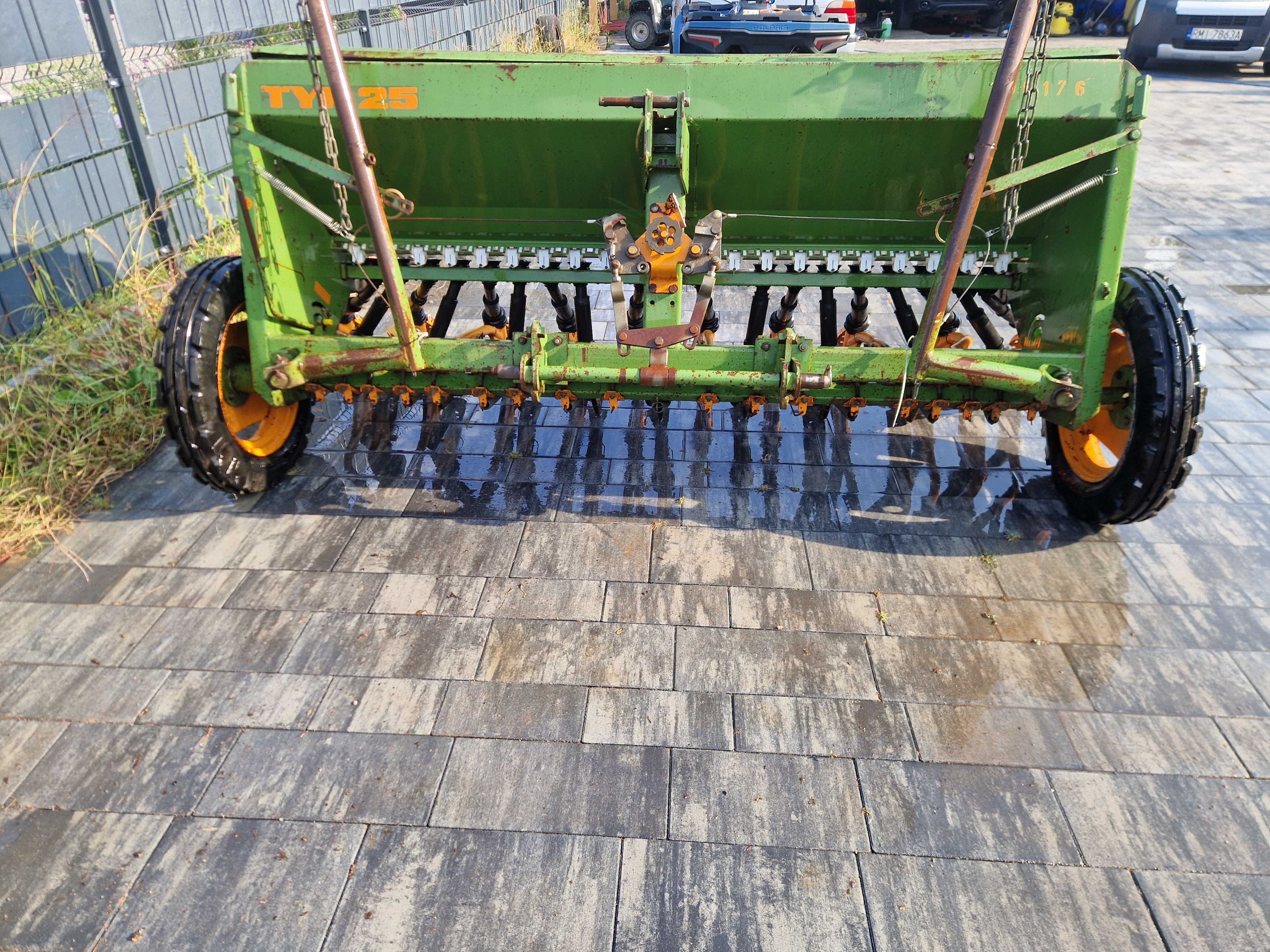 Siewnik Amazone d7 special 2