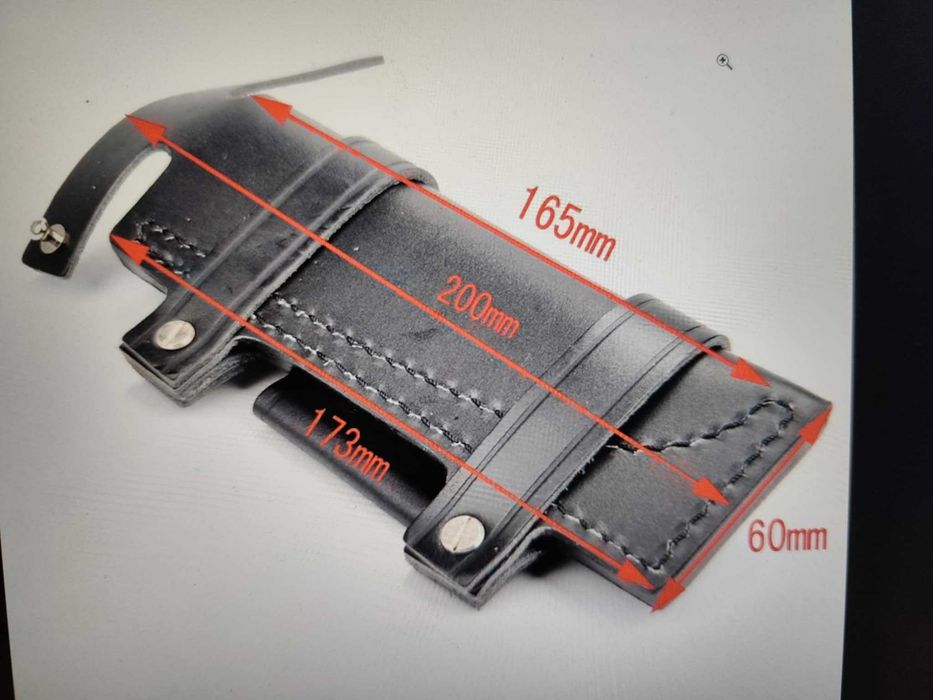 Prosta skórzana pochwa na pasek do noża stałego z logo Bear Grylls