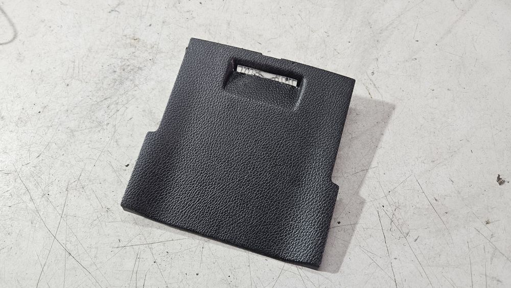 Zaślepka dekiel tunelu osłona maskownica obd 2 opel meriva b corsa d