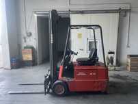 Wózek widłowy Linde e15