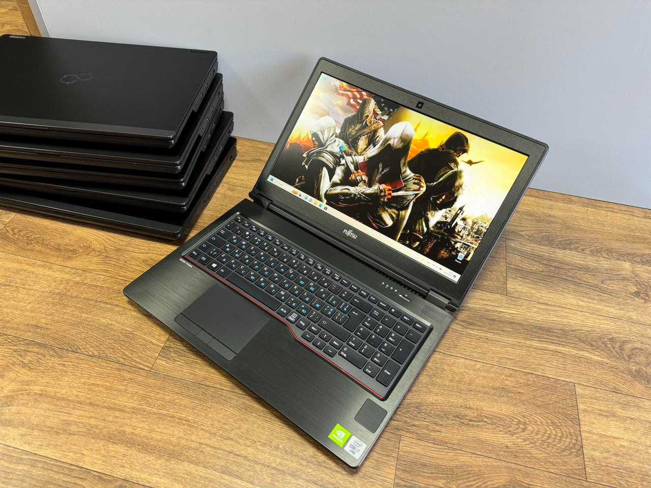 Ноутбук Fujitsu Celsius H7510 ( ИГРОВОЙ )