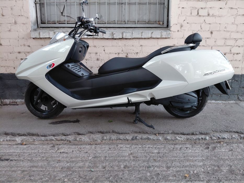 Yamaha 250 maxam максискутер