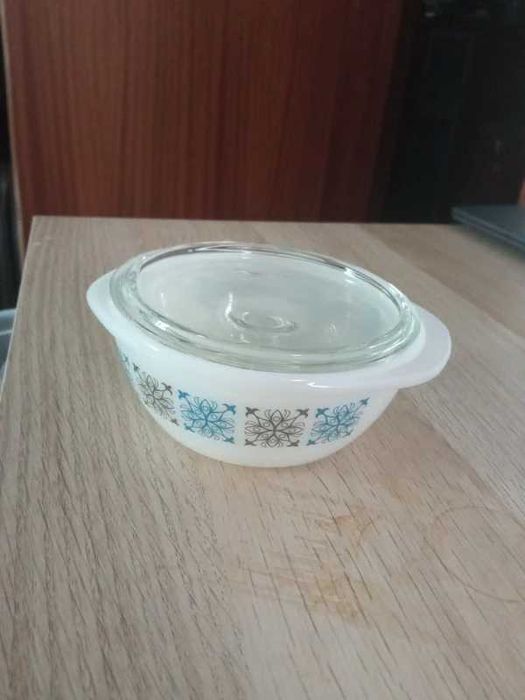 Taça Vintage JAJ Pyrex England (anos 60/70) com Tampa