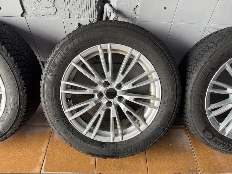 Диски r18 8j et28 5x112 з шинами 235/55/18
