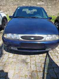 Vendo Ford Fiesta para peças