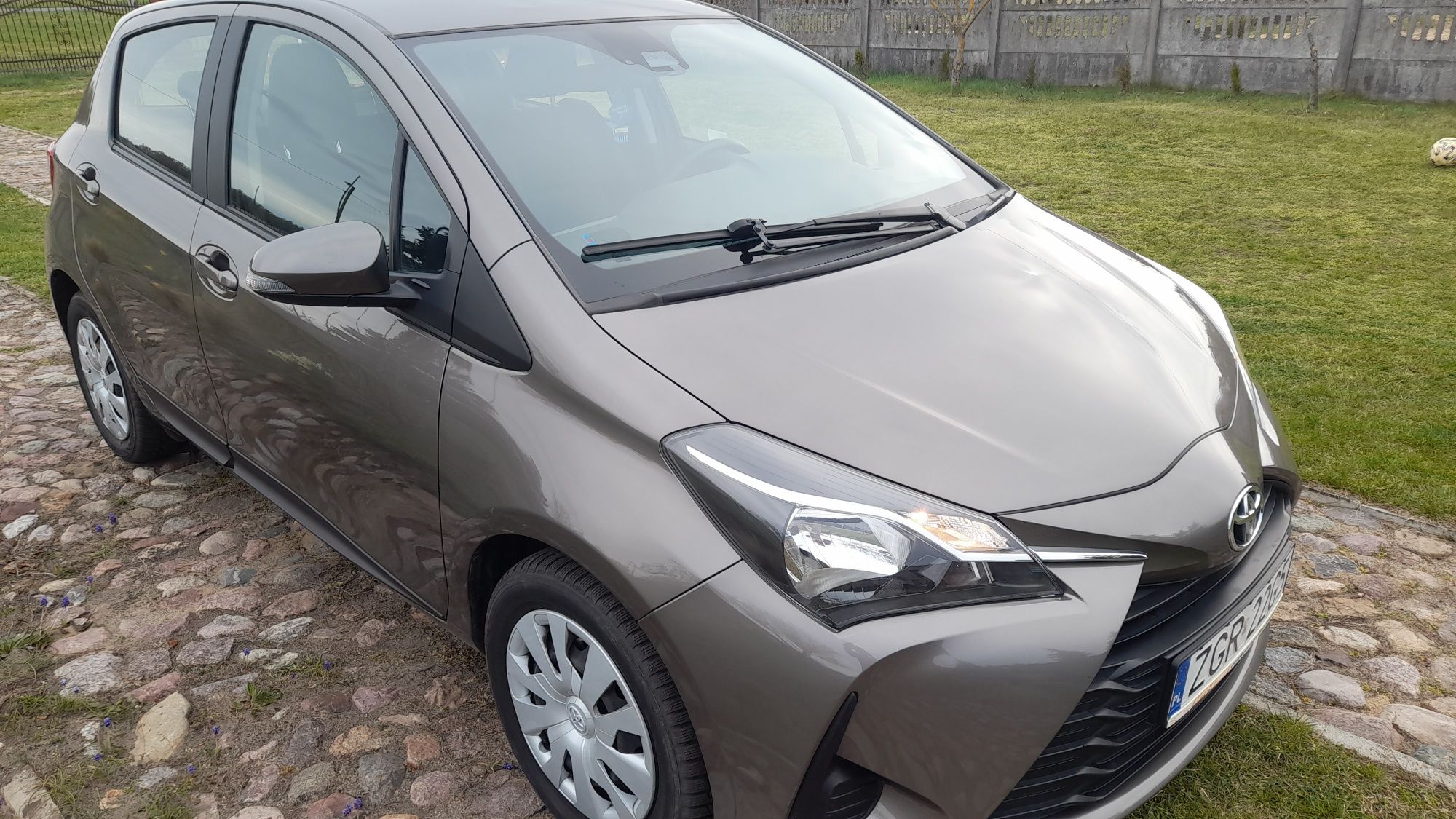 Toyota Yaris Salon Polska