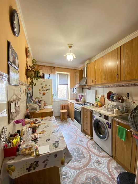 3-кімн. квартира поруч з ТЦ "DEPOt"