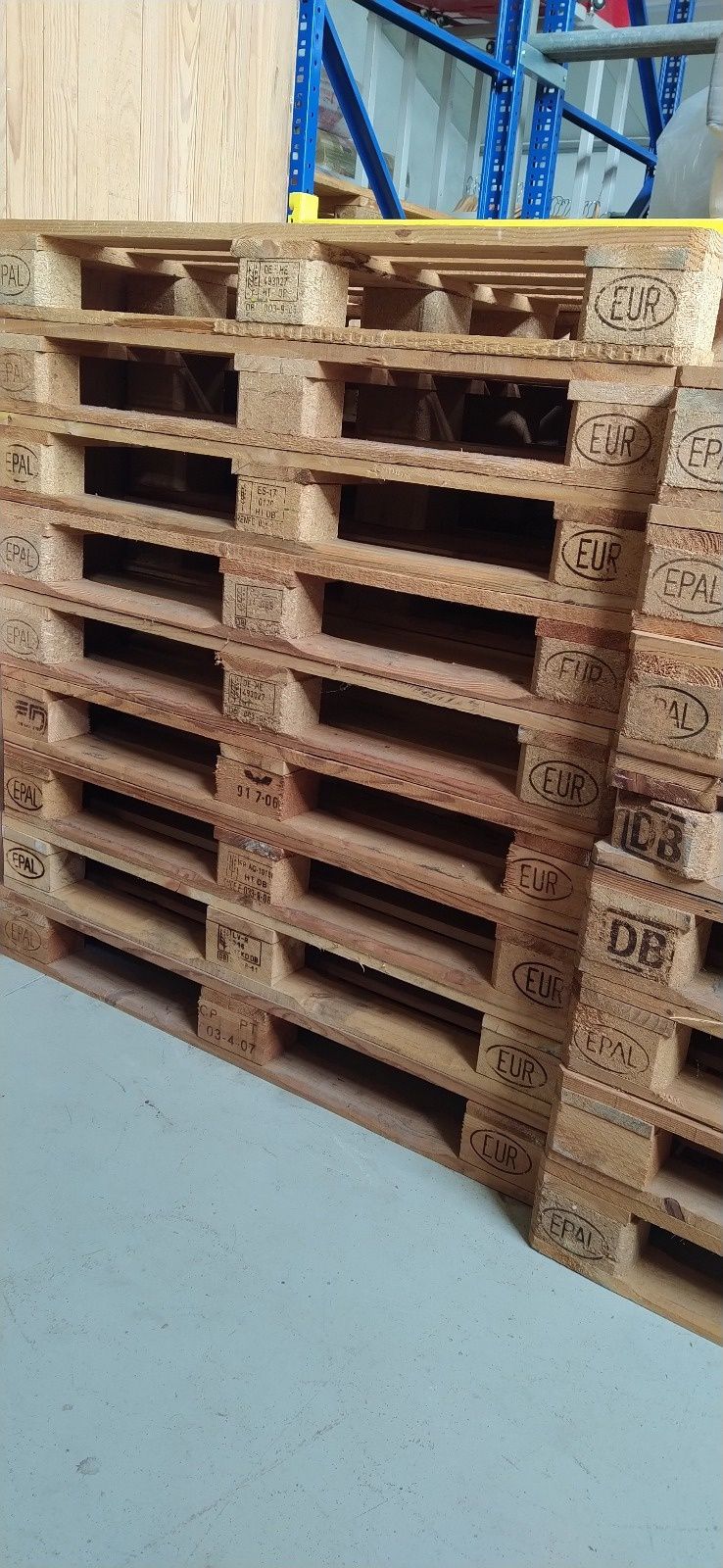 Vendo paletes Fumigadas Semi novas