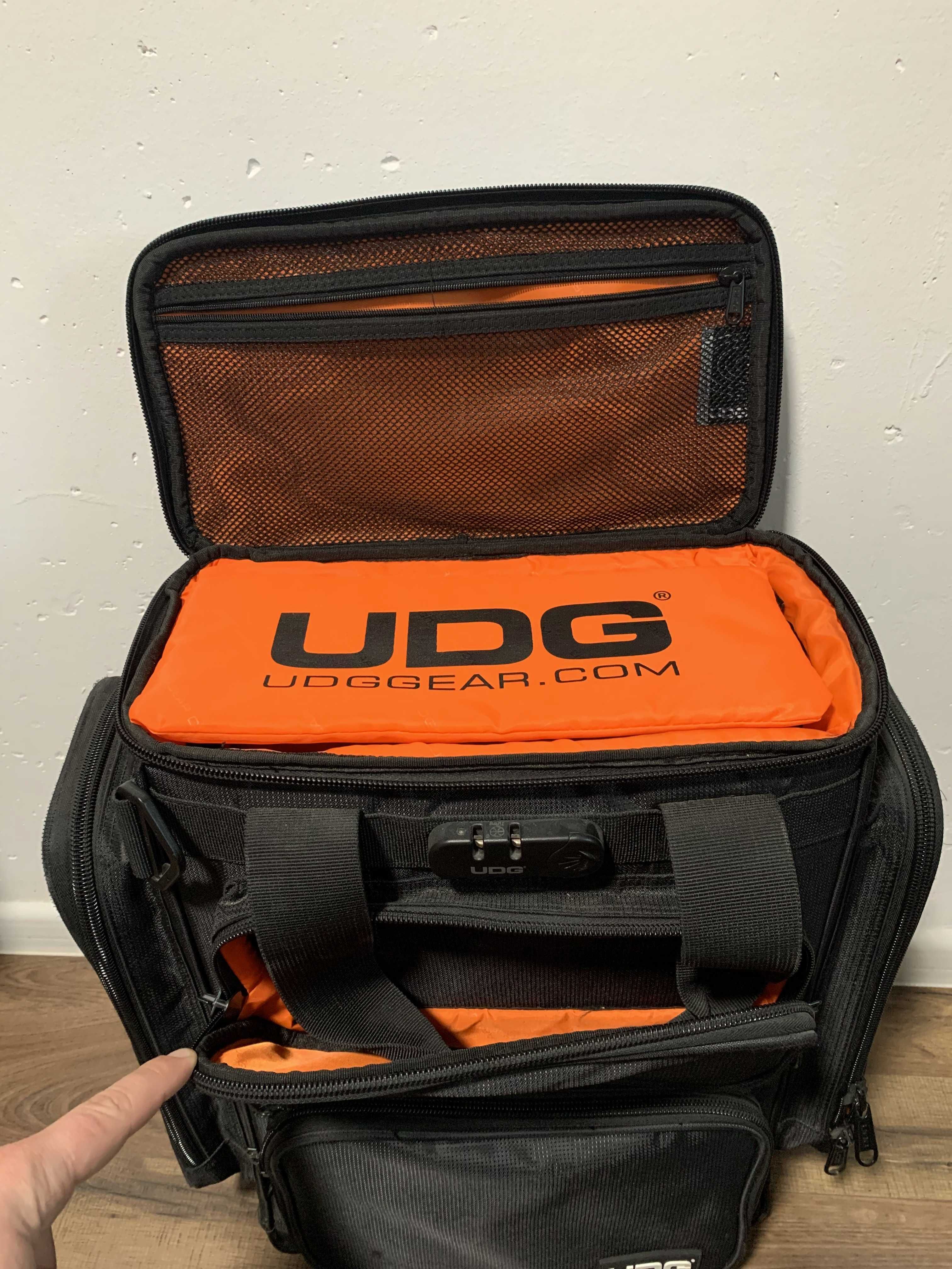 Рюкзак UDG Ultimate ProducerBag Large Black/Orange Inside
