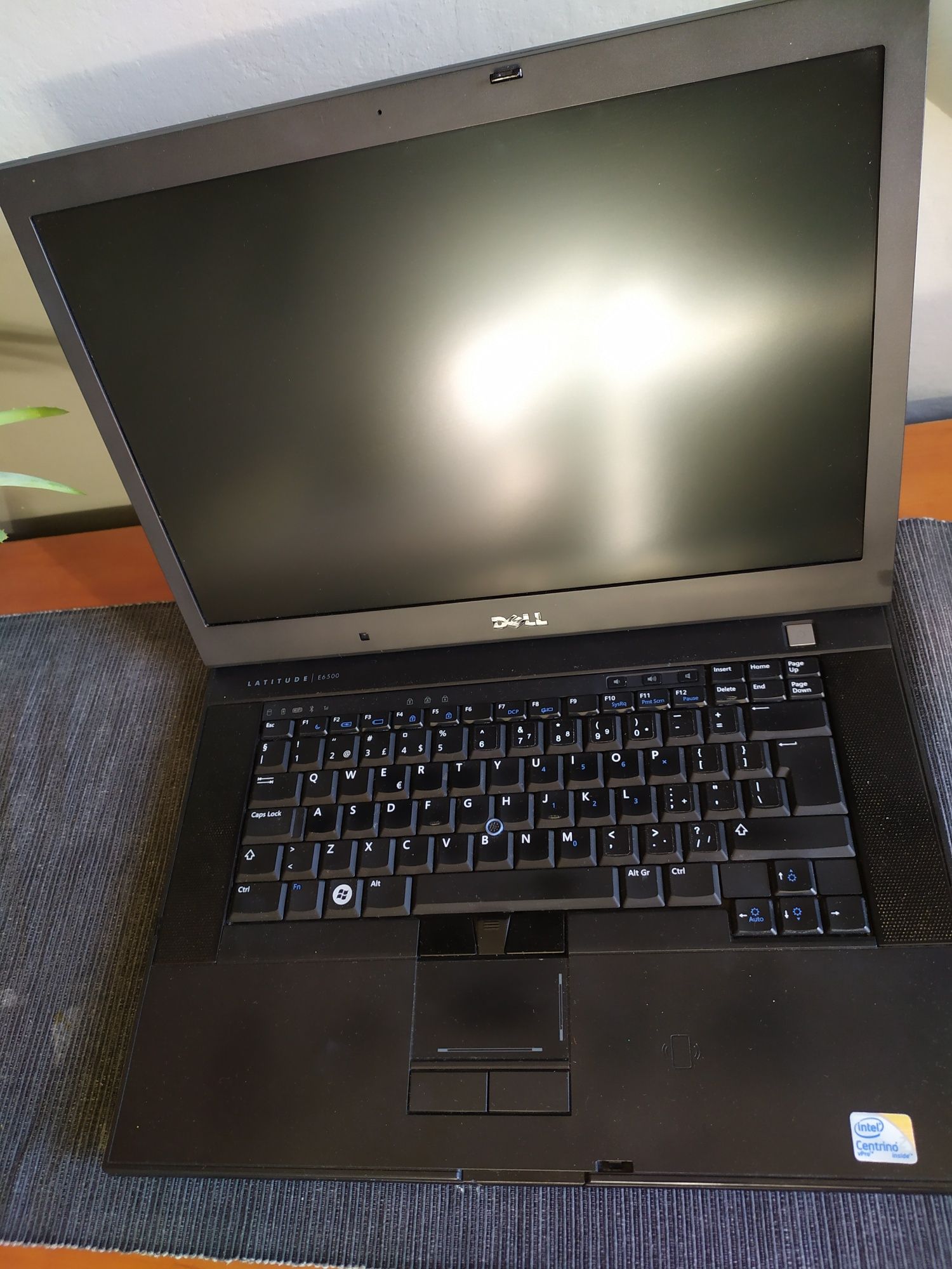 Laptop Dell latitude e6500 Intel certino 4 gb ram
