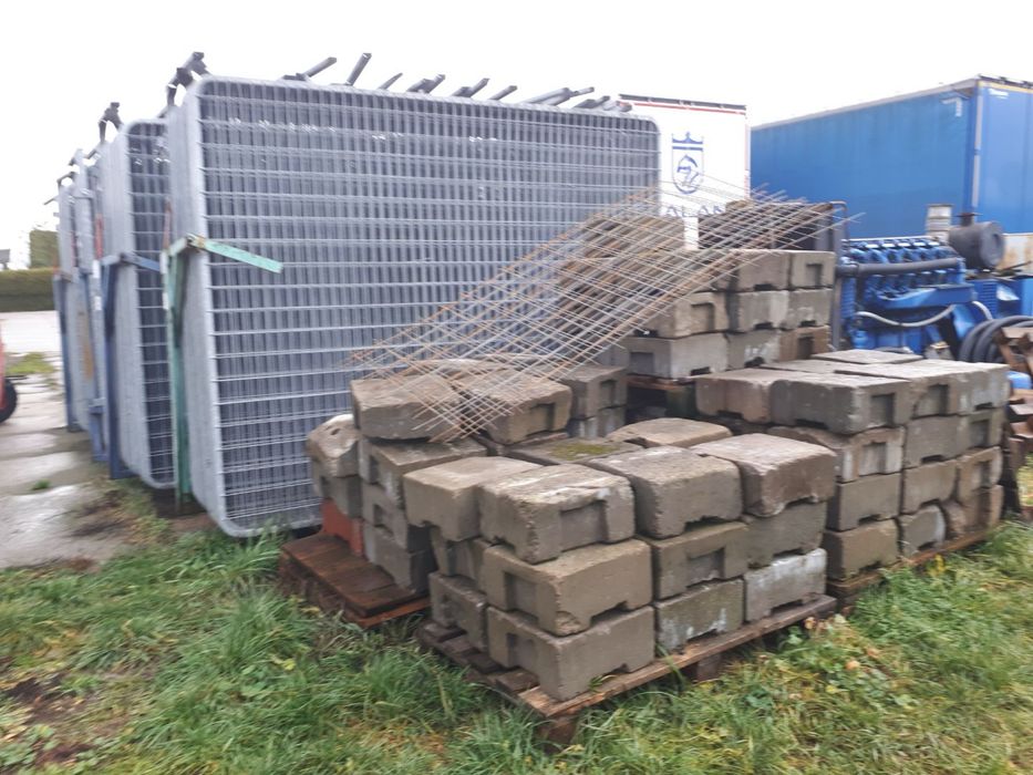 Płot ogrodzeniowy , przesła budowlane