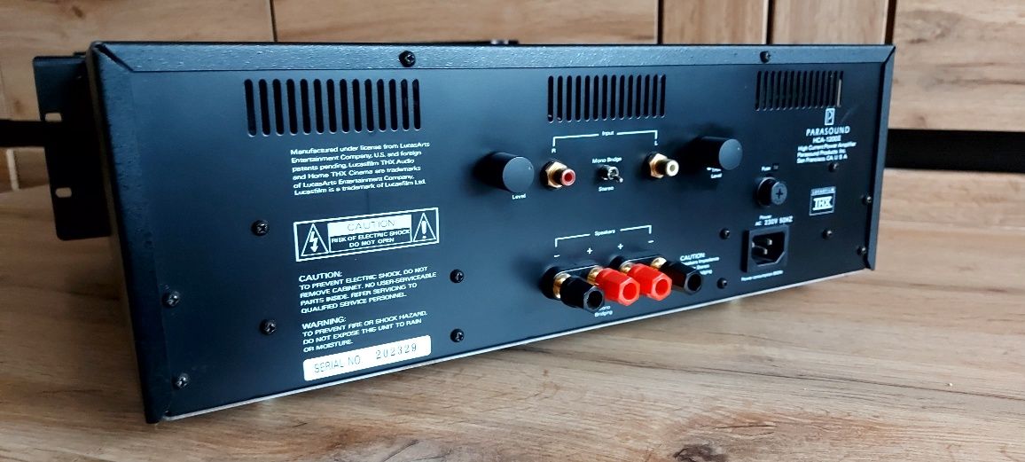 Wzmacniacz koncówka PARASOUND HCA-1200 II