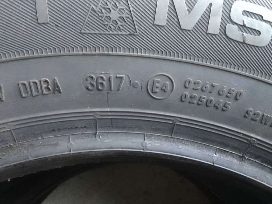 2 Opony zimowe 205/65r15 UNIROYAL 8.5mm
