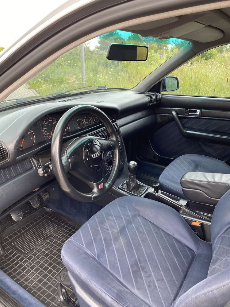 Audi A6 C4 1995