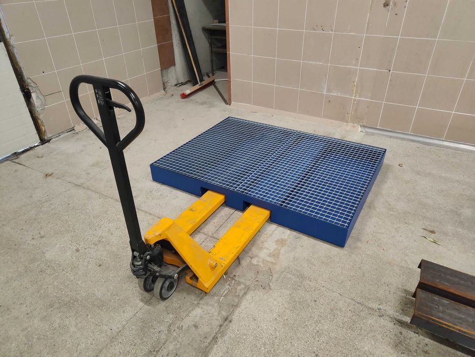 Wanna ociekowa bez nóżek z kieszeniami na paleciak/wózek paletowy.