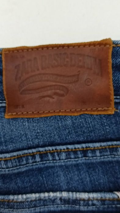 Джинсы женские от знаменитого бренда ZARA