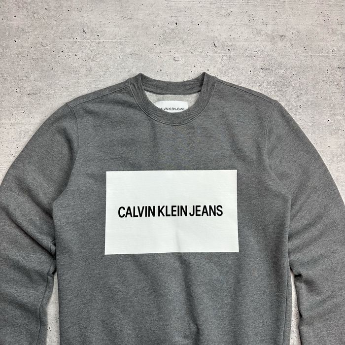 Кофта свитшот с боллшим лого Calvin Klein Jeans размер S-M