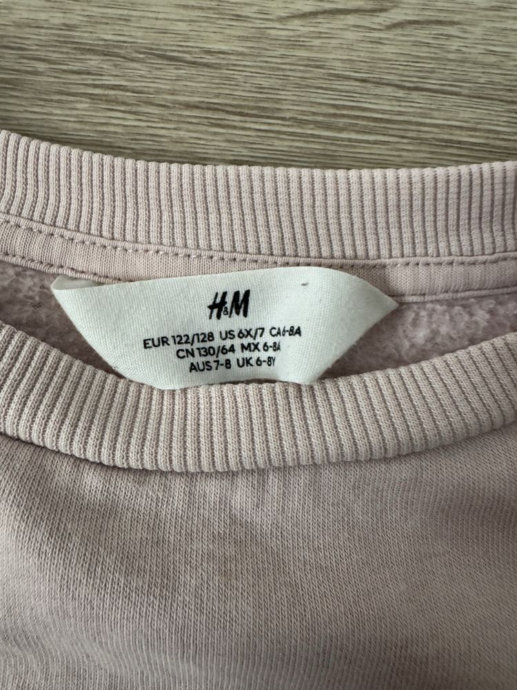 H&M różowa bluza z cekinowym jednorożcem rozmiar 122/128cm.