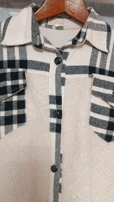 Продам куртку-сорочку для дівчинки