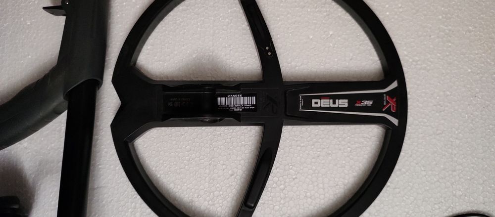 Деус лайт  катушка x 35  deus light