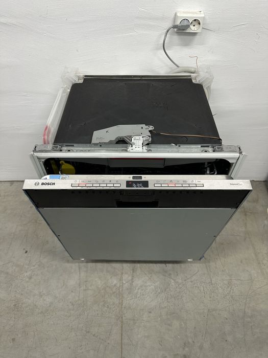 Вбудована посудомийна машина Bosch SMV4EKC24E/01 /2024рік/81см