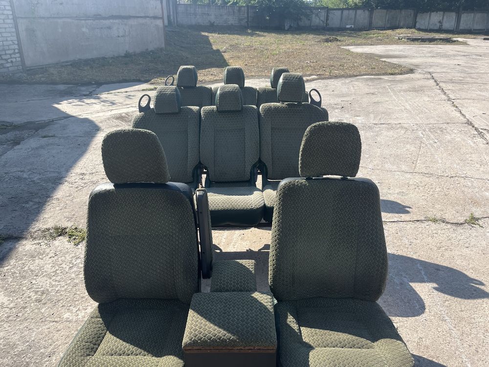 Продам сидіння на Mercedes Vito