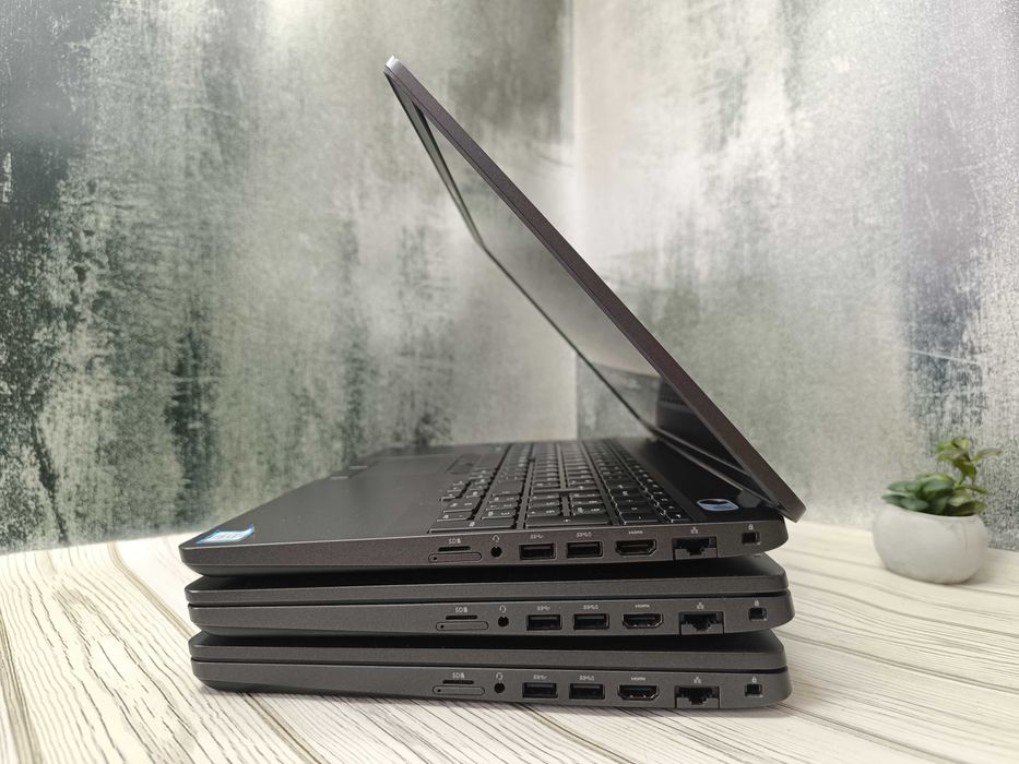 Dell 5500|15.6"|i5-8365U|16\256GB SSD|FHD|Ноутбук з гарантією|ліцензія