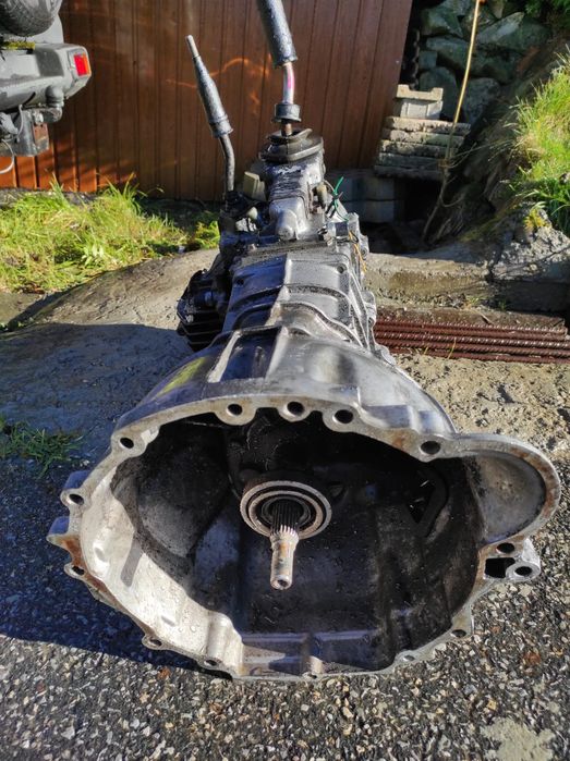 Skrzynia biegów z reduktorem Opel monterey Isuzu troper 3,1 diesel