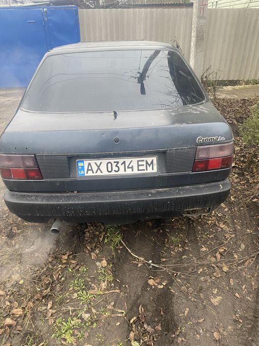 Фиат крома      .