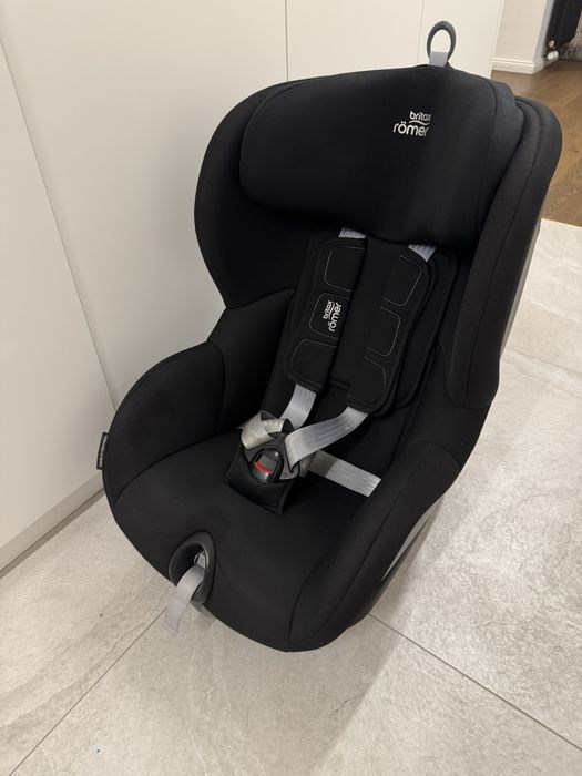 Britax romer trifix2 i-size