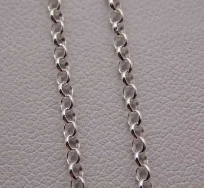 Srebrny łańcuszek okrągłe ogniwa 46 cm. 1,8 mm.