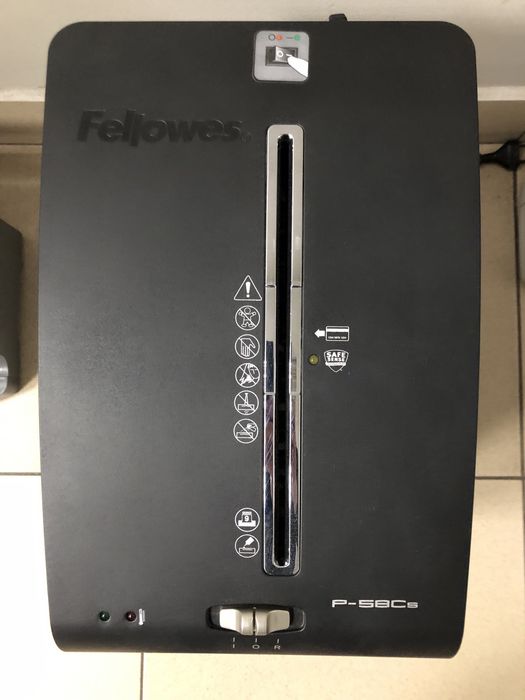 Шредер для папіру Fellowes P-58 Cs