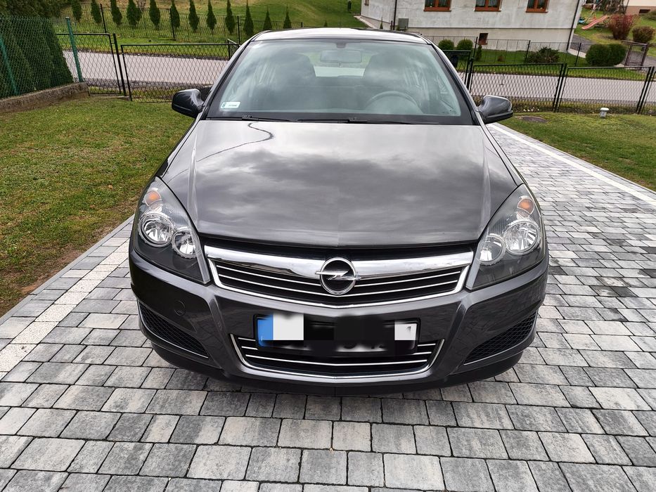 Krajowy 1,6 Rok 2011 !! benzyna!!  1 Właściciel!! Bezwypadkowy