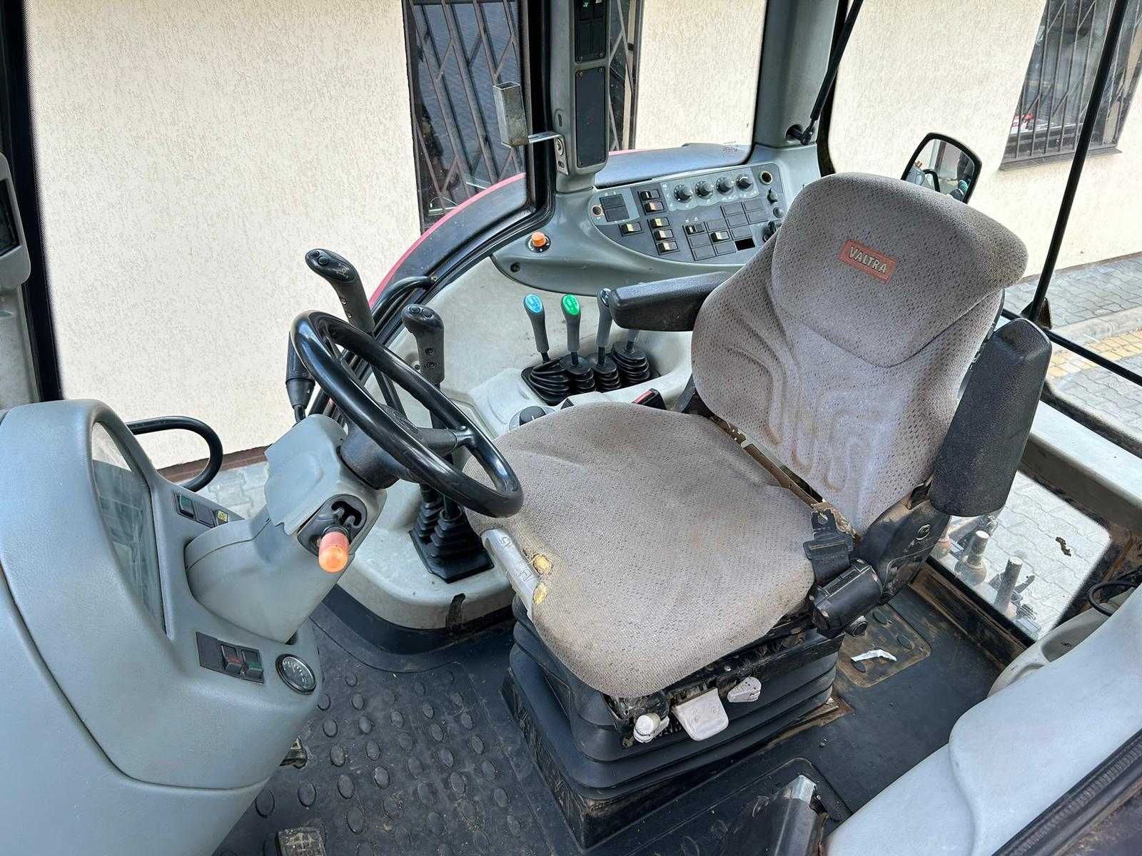 Valtra T121 MF Sisu Valmet 6100 Massey Ferguson T190 Claas 6290 Reno