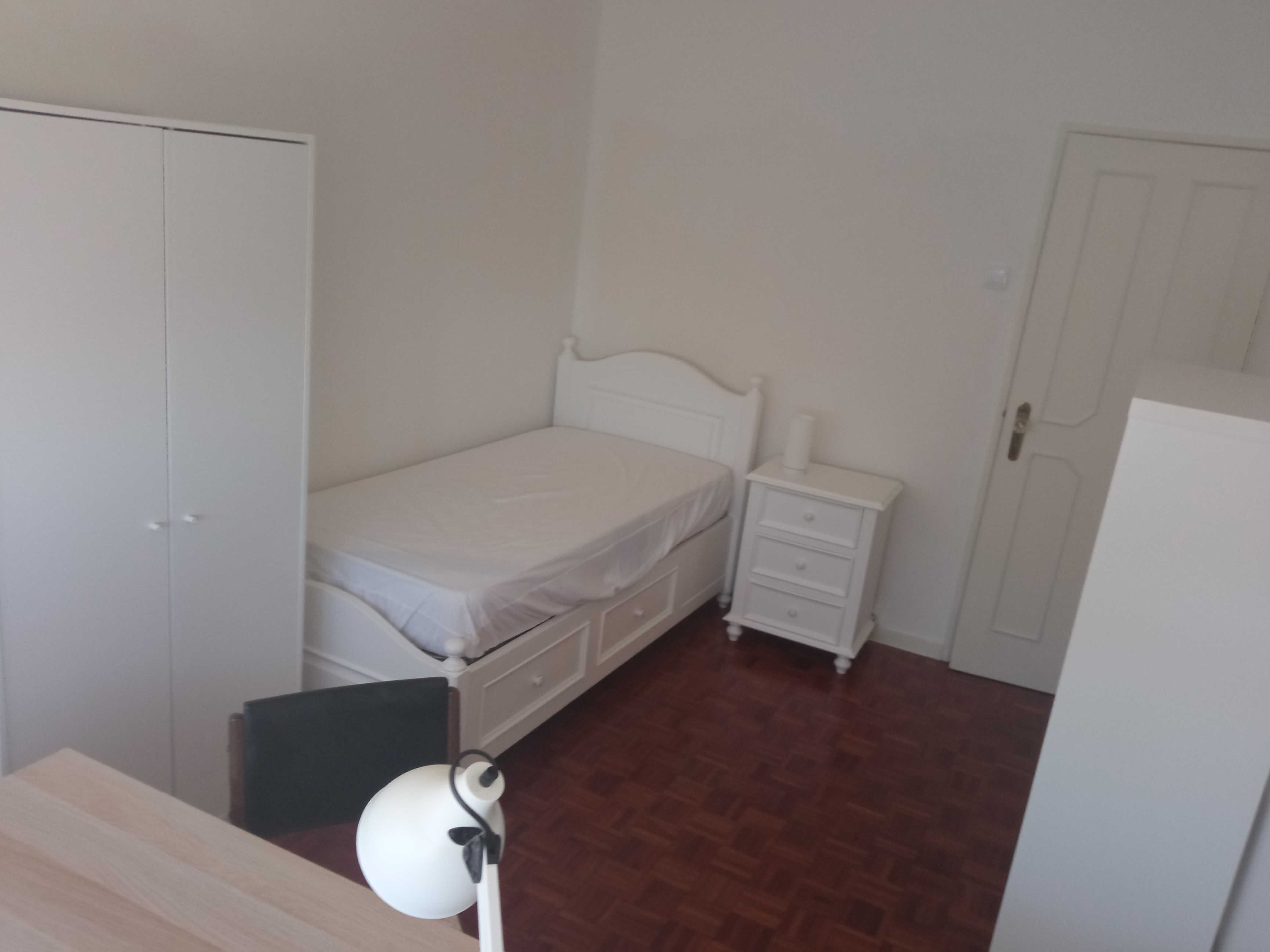 Quarto estudante universitária