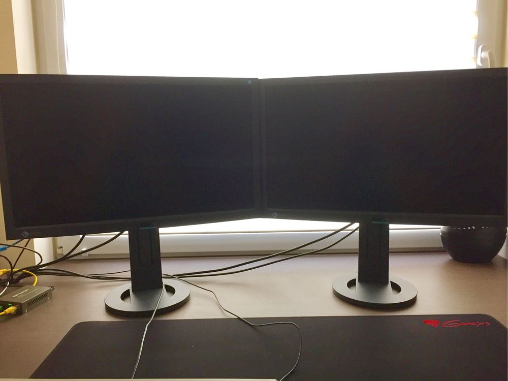 2 monitory 23” Eizo EV2333W czarne