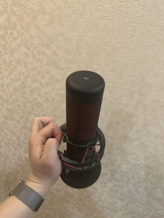 Продам мікрофон hyperx quadcast