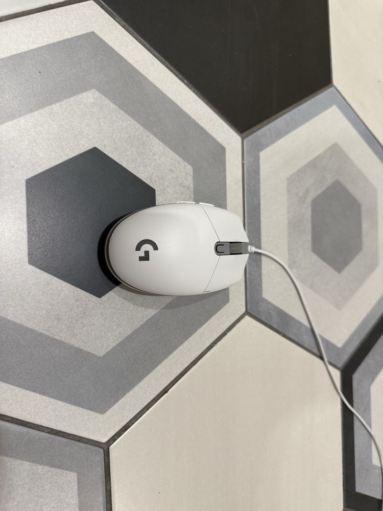 Прода мышку Logitech g102