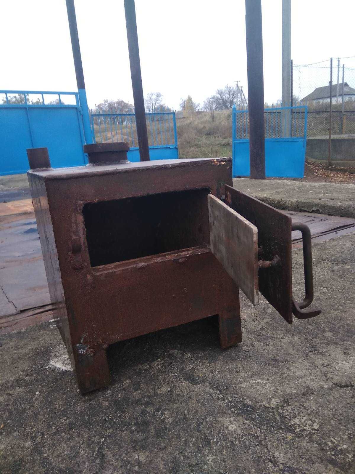 Продам котел твердопаливний. Всі питання по тел.