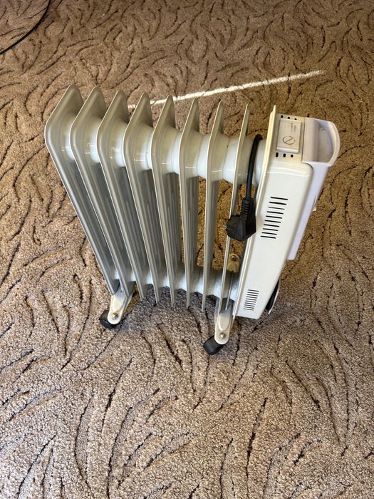 Grzejnik olejowy Ravanson OH-09 – 2000W