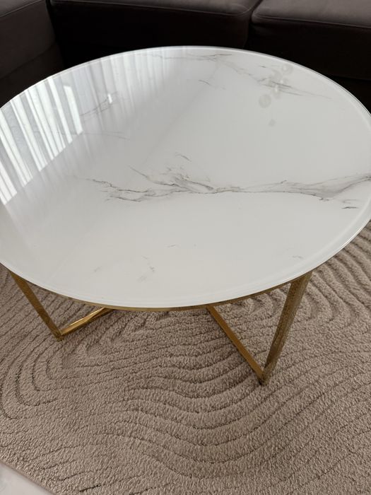 Stolik kawowy złoty