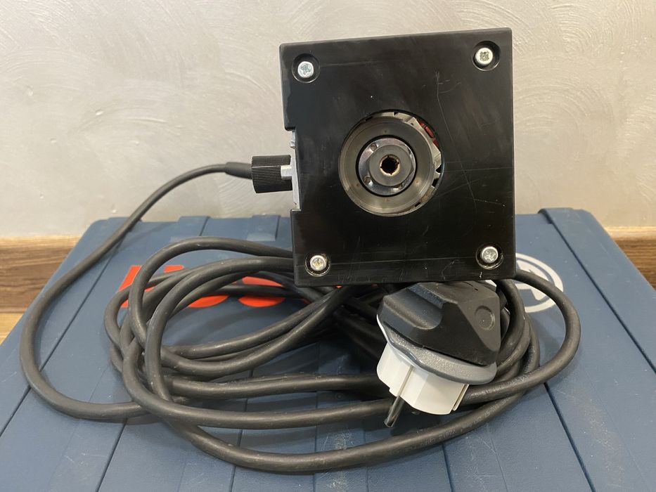 Фрезер Bosch GKF 600