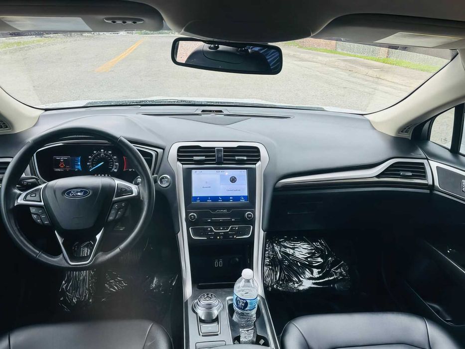 Ford Fusion      2020
