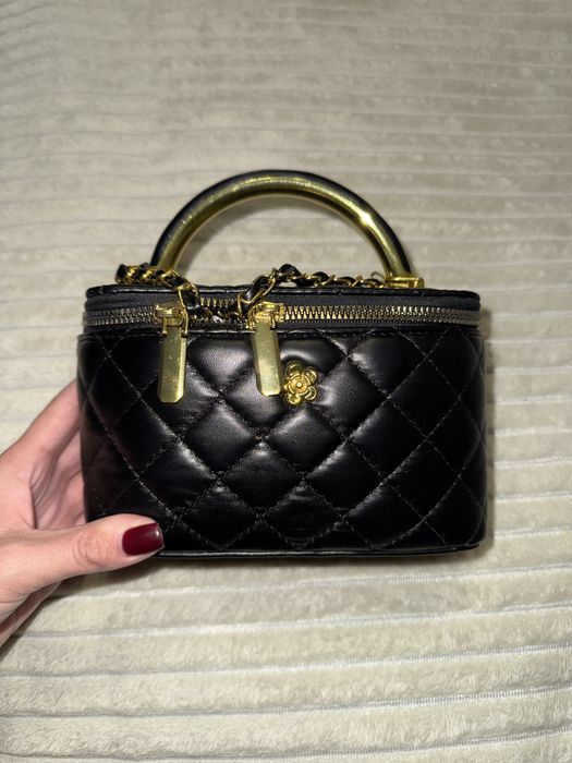 Сумка шанель,сумка черная и молочная