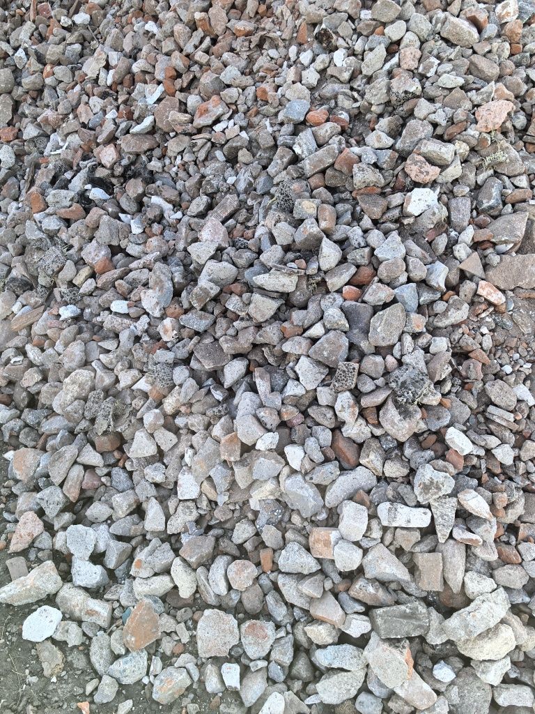 Sprzedam gruz betonowy kruszony