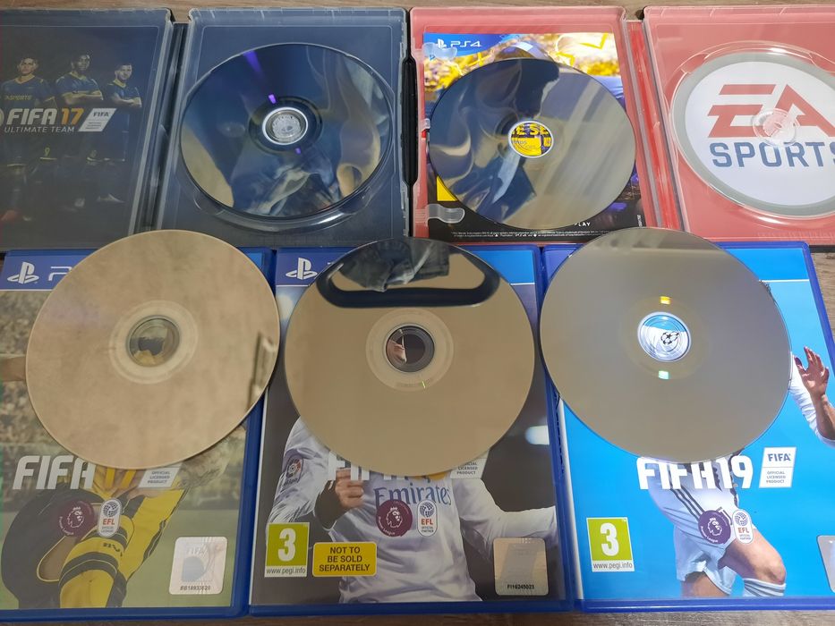 11 ігор Sony PS4/5: FC 24, FIFA 20, 19, 17, 16, 15, 14, 18 + чемп. св.