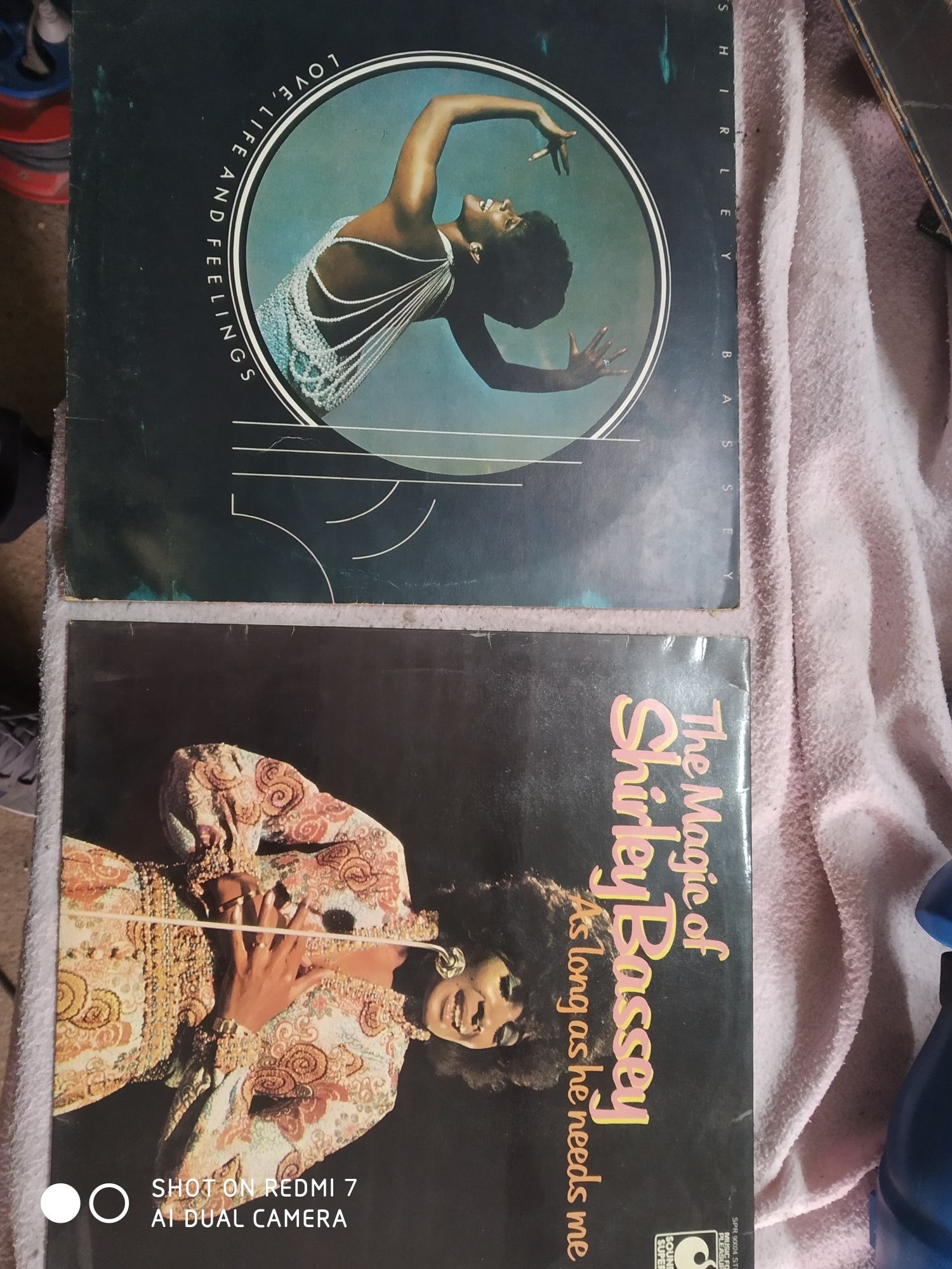 3Vinis de Shirley bassey