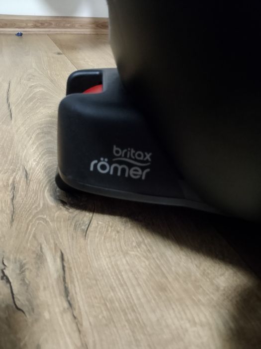 Fotelik , baza plus wkładka dla niemowlaka