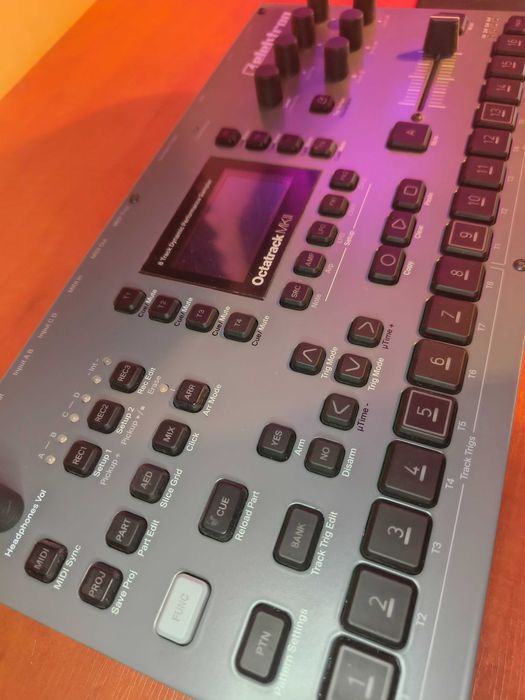 Elektron Octatrack MK2 sampler w idealnym stanie
