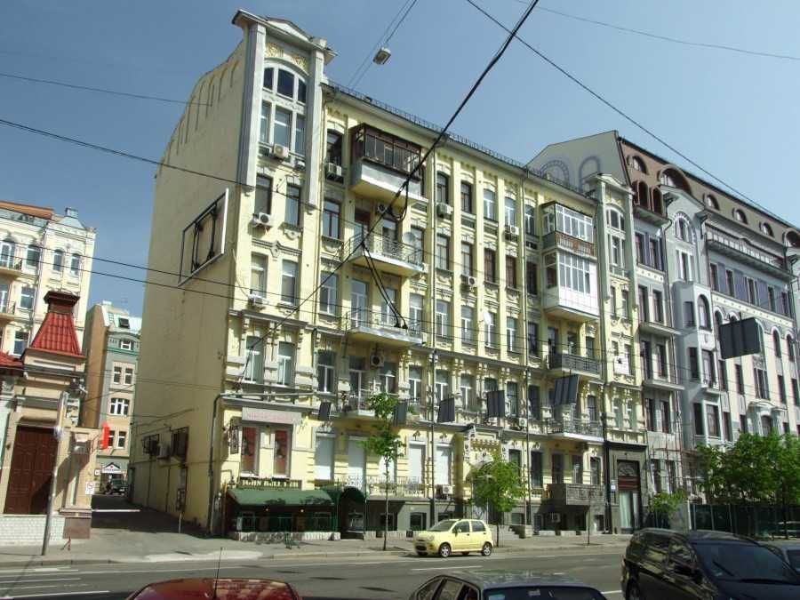 КЛЮЧИ ЦЕНТР Квартира 2к Саксаганського 36 МЕТРО  8 хв пішки АНТОНОВИЧА